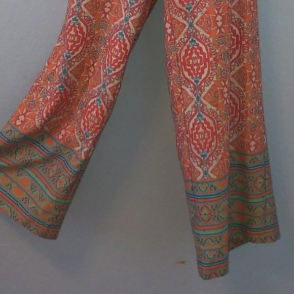 Wide Leg Pant w/ Elastic Waist (Medium) - Picture 3 of 4